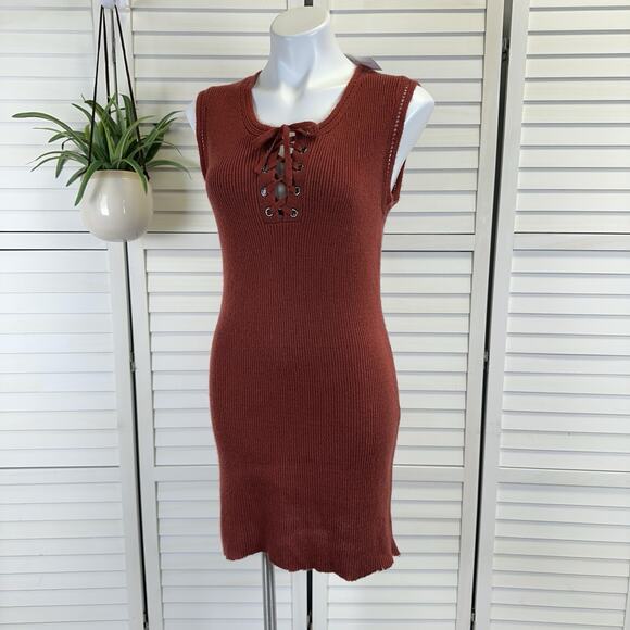 cupcakes & cashmere Dresses & Skirts - New Cupcakes and Cashmere Thora Lace Up Sweater Tank Dress Brick Red Size M